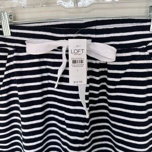 LOFT mini sweatskirt